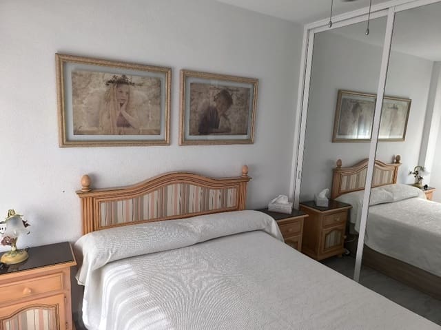 1 quarto Apartamento para arrendar em Torrox-Costa, Torrox com piscina - 750 € (Ref: 9195447)
