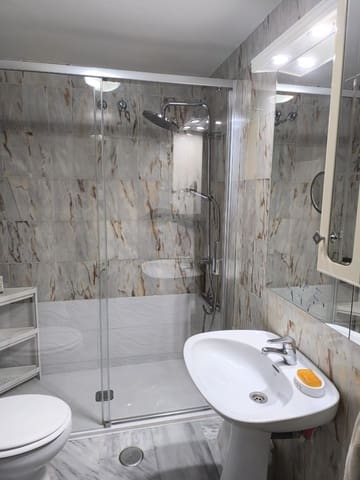 1 quarto Apartamento para arrendar em Torrox-Costa, Torrox com piscina - 750 € (Ref: 9195447)