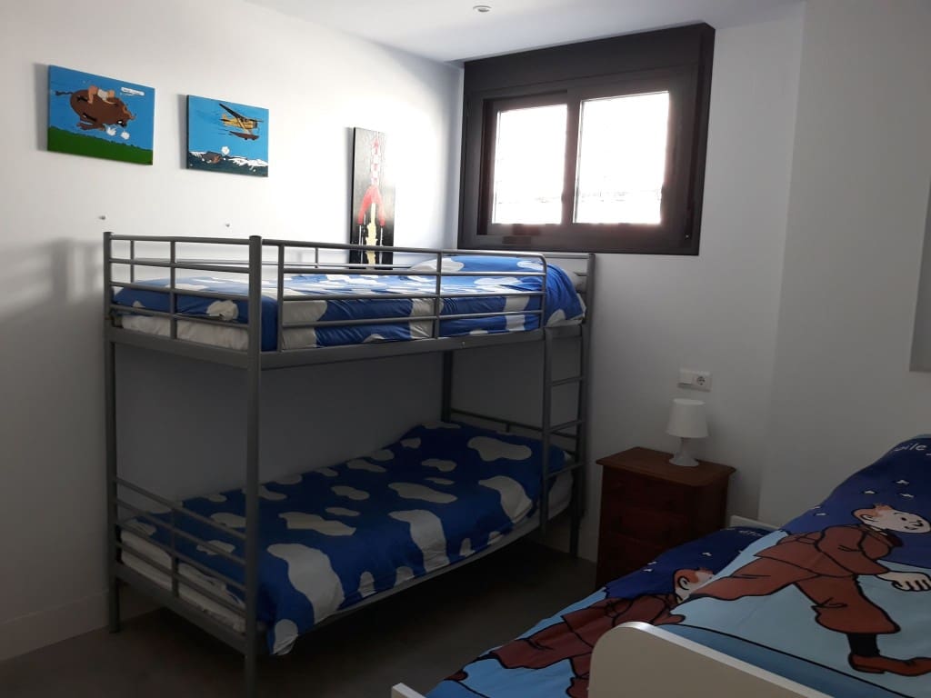 5 slaapkamer Villa te huur in Nerja met zwembad garage - € 2.000 (Ref: 9195448)