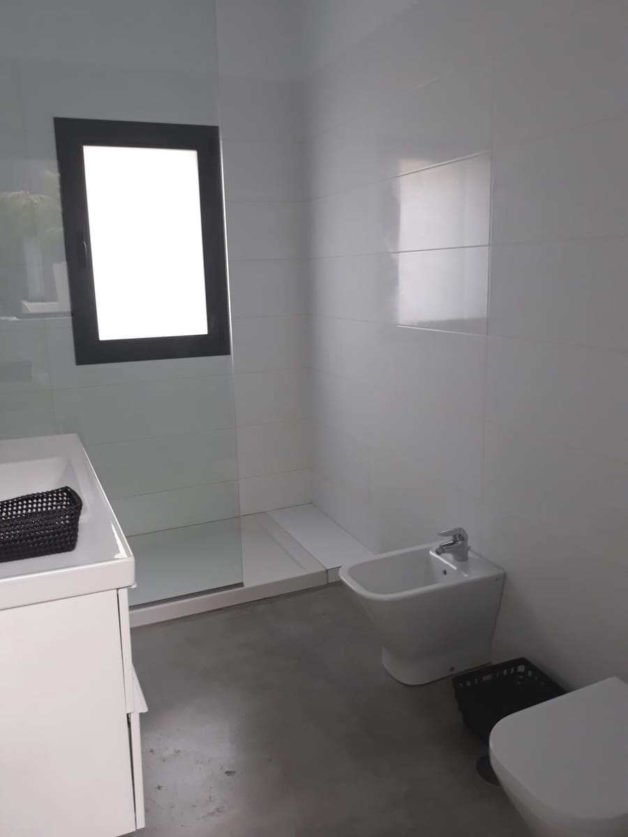 5 slaapkamer Villa te huur in Nerja met zwembad garage - € 2.000 (Ref: 9195448)