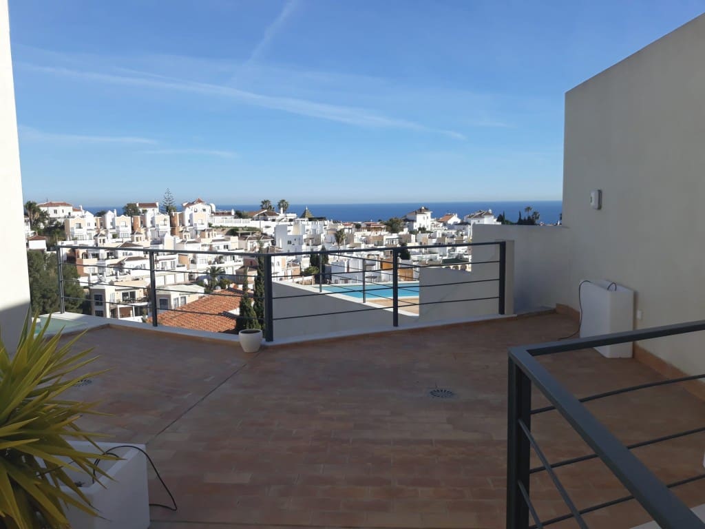 5 slaapkamer Villa te huur in Nerja met zwembad garage - € 2.000 (Ref: 9195448)