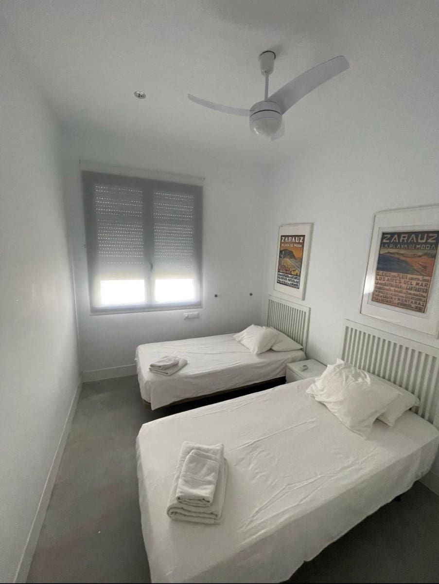 3 soveværelse Villa til leje i Nerja med swimmingpool - € 2.000 (Ref: 9204407)