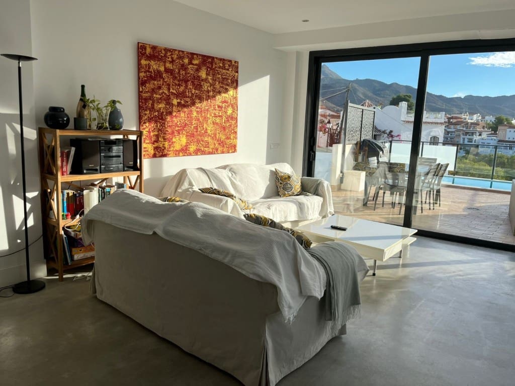 3 soveværelse Villa til leje i Nerja med swimmingpool - € 2.000 (Ref: 9204407)