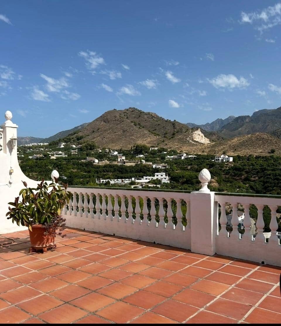 4 soveværelse Finca/Landehus til salg i Frigiliana med swimmingpool - € 370.000 (Ref: 9208240)