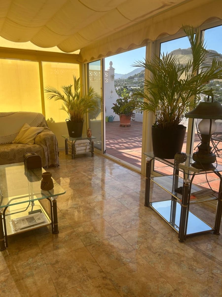 4 soveværelse Finca/Landehus til salg i Frigiliana med swimmingpool - € 370.000 (Ref: 9208240)