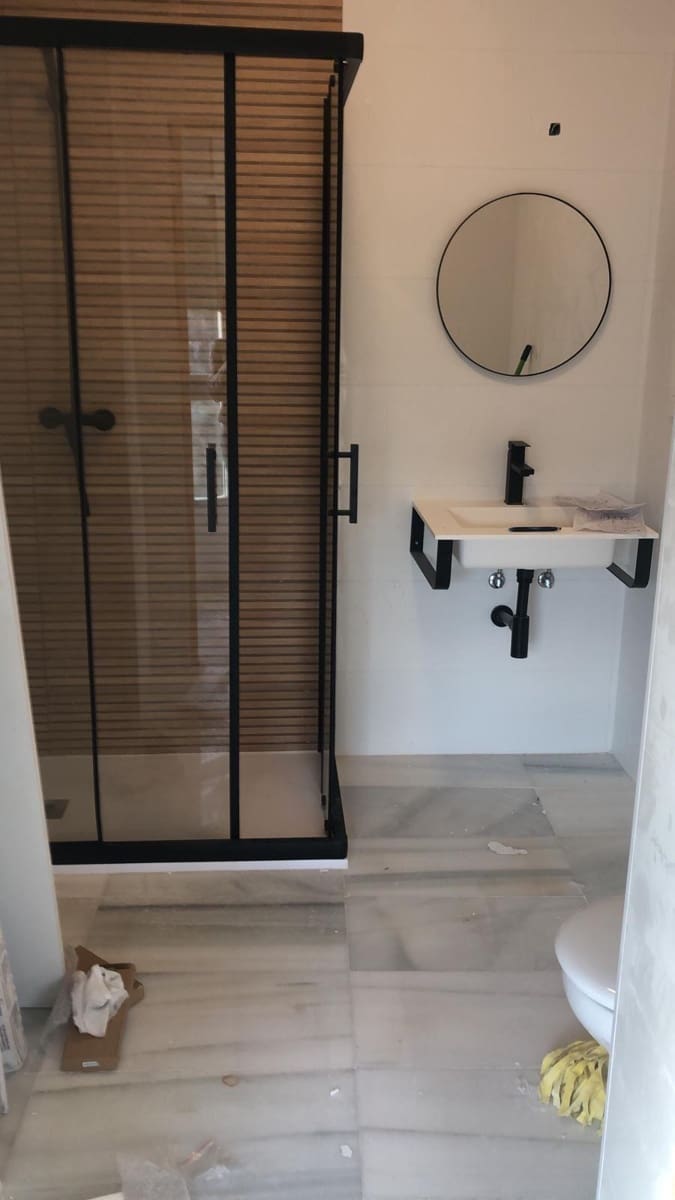 Studio til leie i Nerja med svømmebasseng - € 700 (Ref: 9217704)