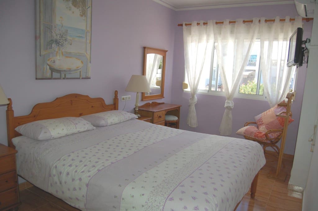 4 sypialnia Willa na sprzedaż w Nerja z basenem - 365 000 € (Ref: 9236387)