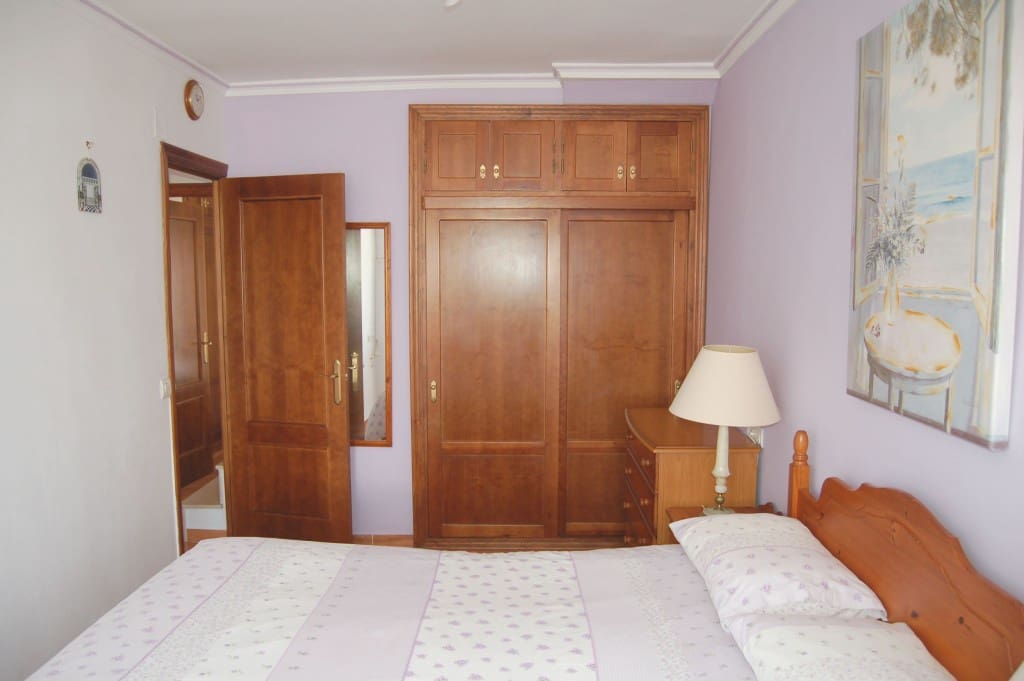 4 sypialnia Willa na sprzedaż w Nerja z basenem - 365 000 € (Ref: 9236387)