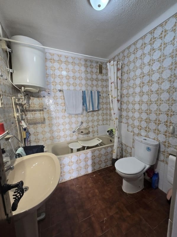 3 bedroom Apartment for sale in Torrox-Costa with pool - € 269,000 (Ref: 9276159)