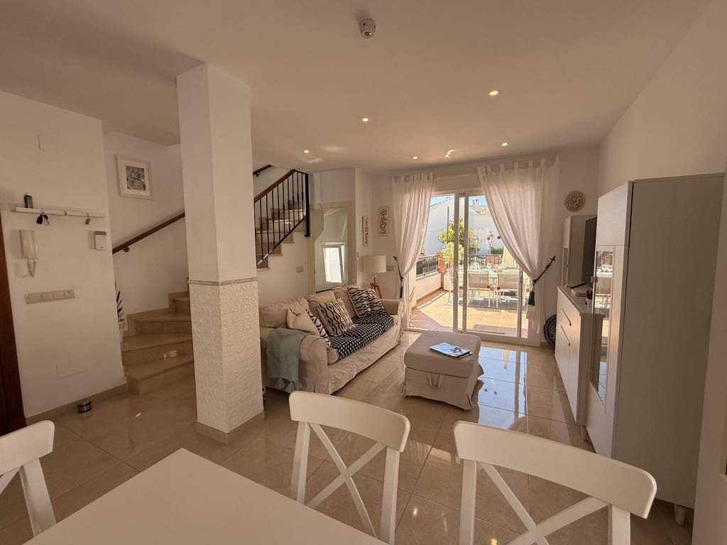 3 bedroom Villa for sale in Nerja with pool garage - € 675,000 (Ref: 9276160)