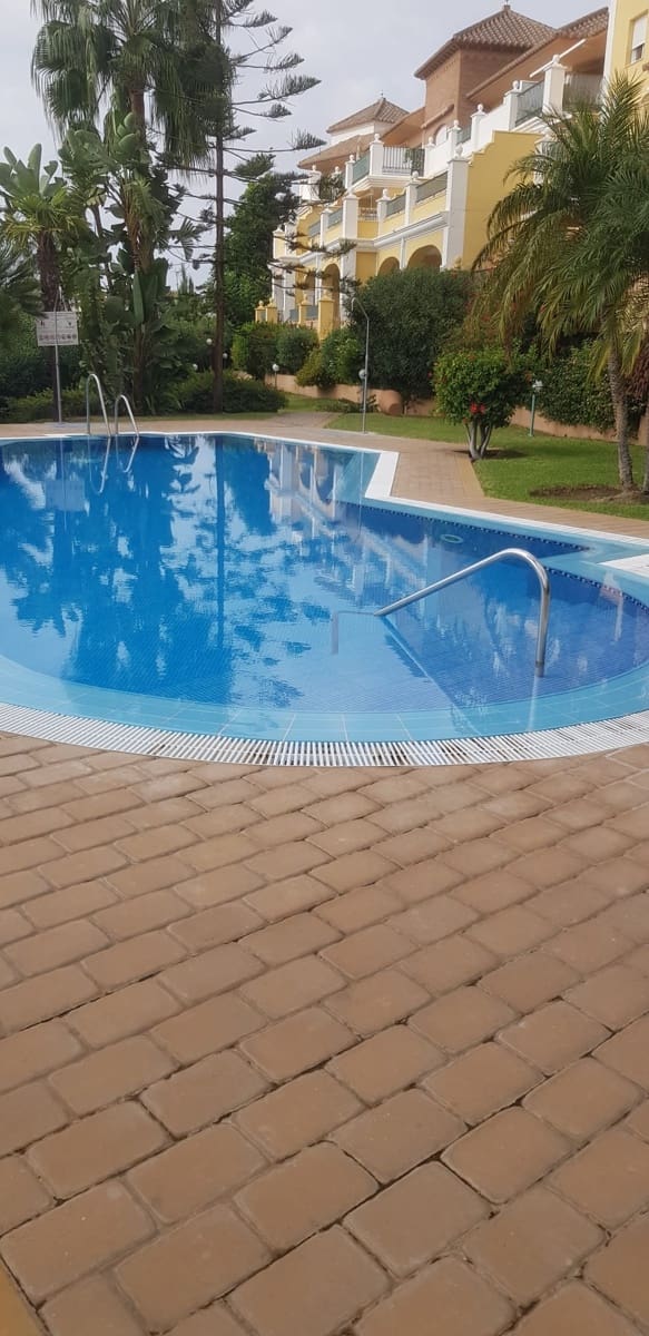 2 bedroom Apartment for sale in Nerja with pool - € 455,000 (Ref: 9294244)