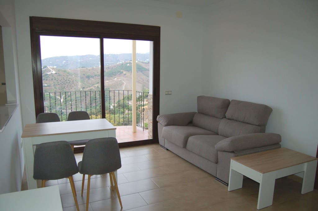 3 soveværelse Lejlighed til leje i Frigiliana - € 1.200 (Ref: 9296726)