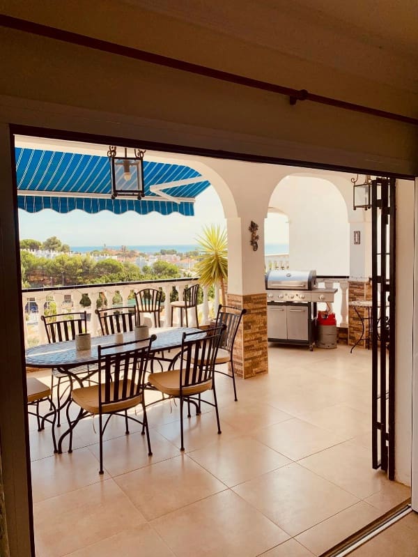 3 sovrum Villa till salu i Nerja med pool - 649 000 € (Ref: 9310700)