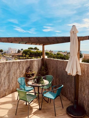 3 sovrum Villa till salu i Nerja med pool - 649 000 € (Ref: 9310700)