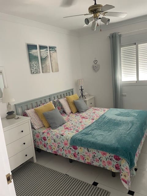 3 soveværelse Villa til salg i Nerja med swimmingpool - € 649.000 (Ref: 9310700)