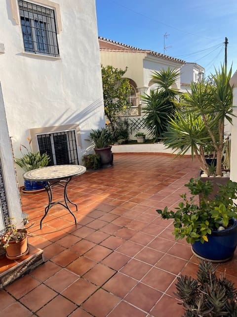 3 soveværelse Villa til salg i Nerja med swimmingpool - € 649.000 (Ref: 9310700)