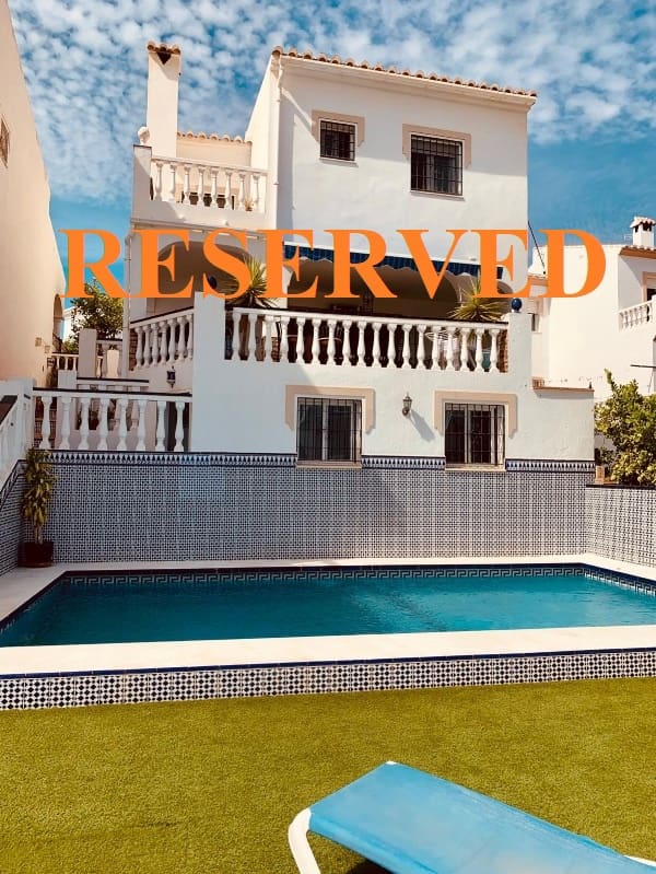 3 slaapkamer Villa te koop in Nerja met zwembad garage - € 649.000 (Ref: 9310700)