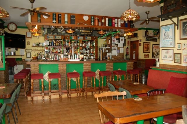 Restaurant/Bar til salg i Nerja - € 349.000 (Ref: 9312582)