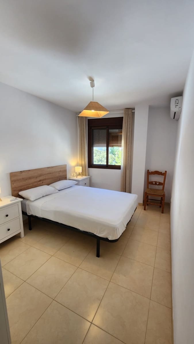 3 soverom Leilighet til leie i Maro - € 1 000 (Ref: 9317635)