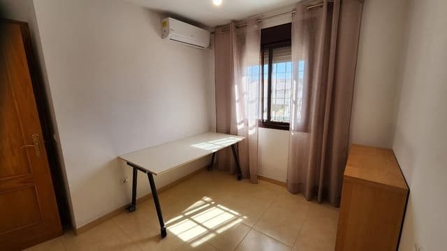 3 soveværelse Lejlighed til leje i Maro, Nerja - € 1.000 (Ref: 9317635)