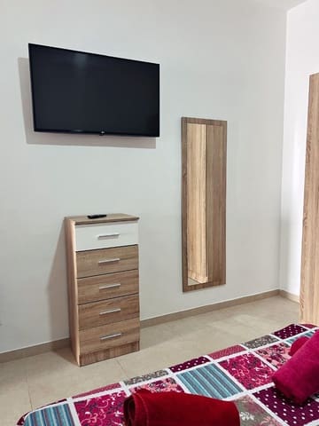 1 soveværelse Lejlighed til leje i Nerja - € 700 (Ref: 9349096)