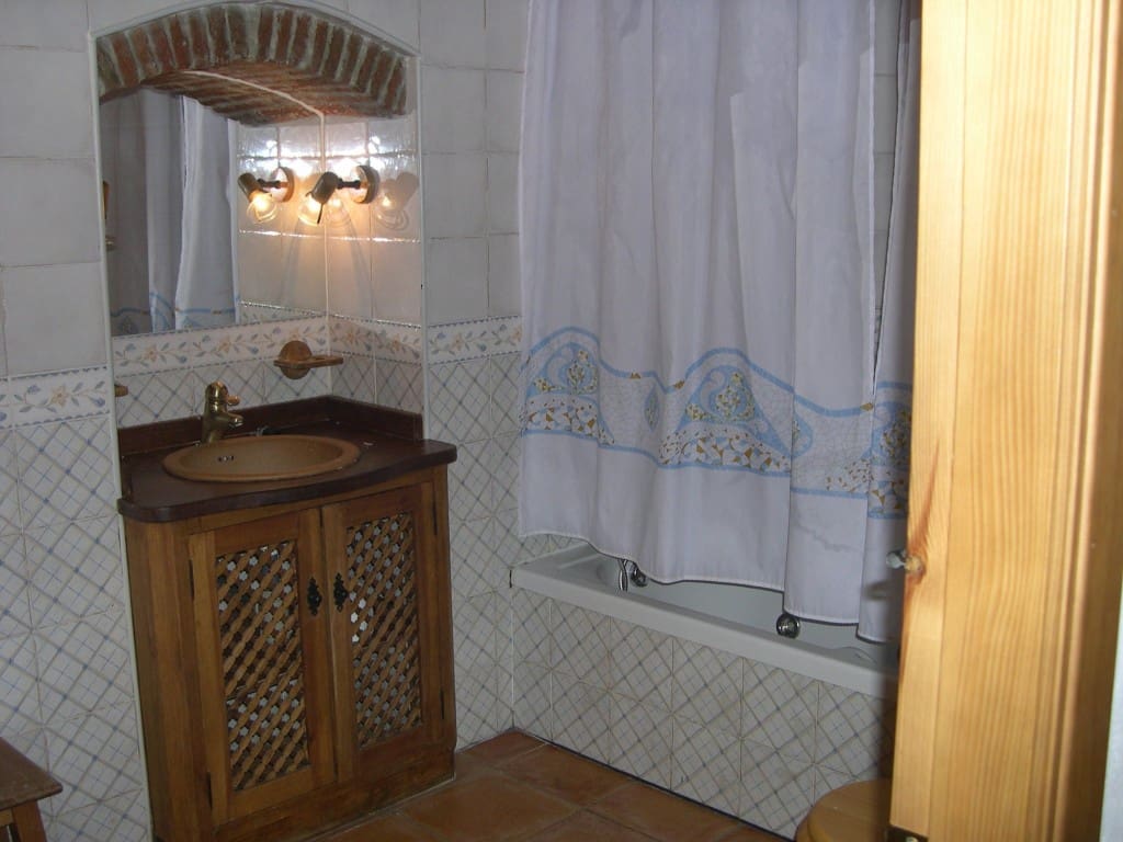 3 soveværelse Finca/Landehus til leje i Frigiliana med swimmingpool - € 950 (Ref: 9355707)