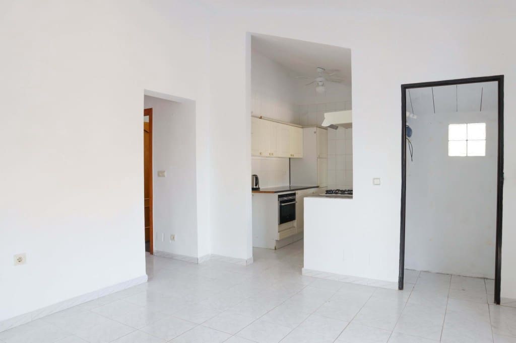 4 bedroom Finca/Country House for sale in Torrox with garage - € 399,000 (Ref: 9390335)