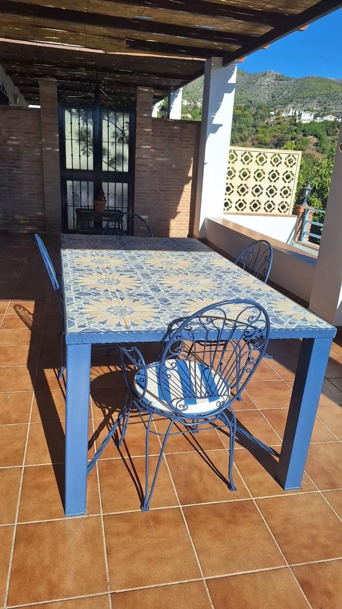 2 camera da letto Villetta Bifamiliare da affittare in Frigiliana - 900 € (Rif: 9390337)