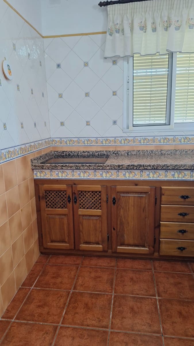 2 camera da letto Villetta Bifamiliare da affittare in Frigiliana - 900 € (Rif: 9390337)