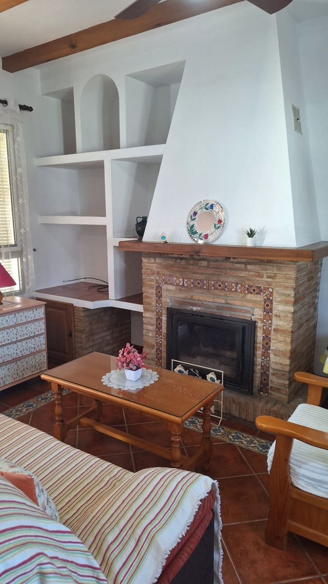 2 camera da letto Villetta Bifamiliare da affittare in Frigiliana - 900 € (Rif: 9390337)