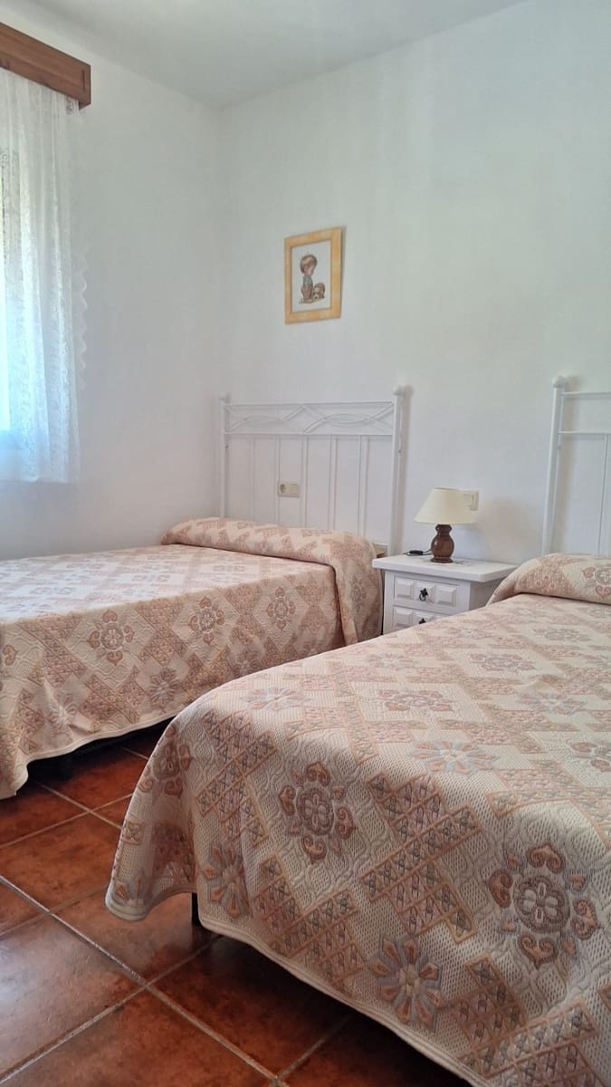 2 camera da letto Villetta Bifamiliare da affittare in Frigiliana - 900 € (Rif: 9390337)