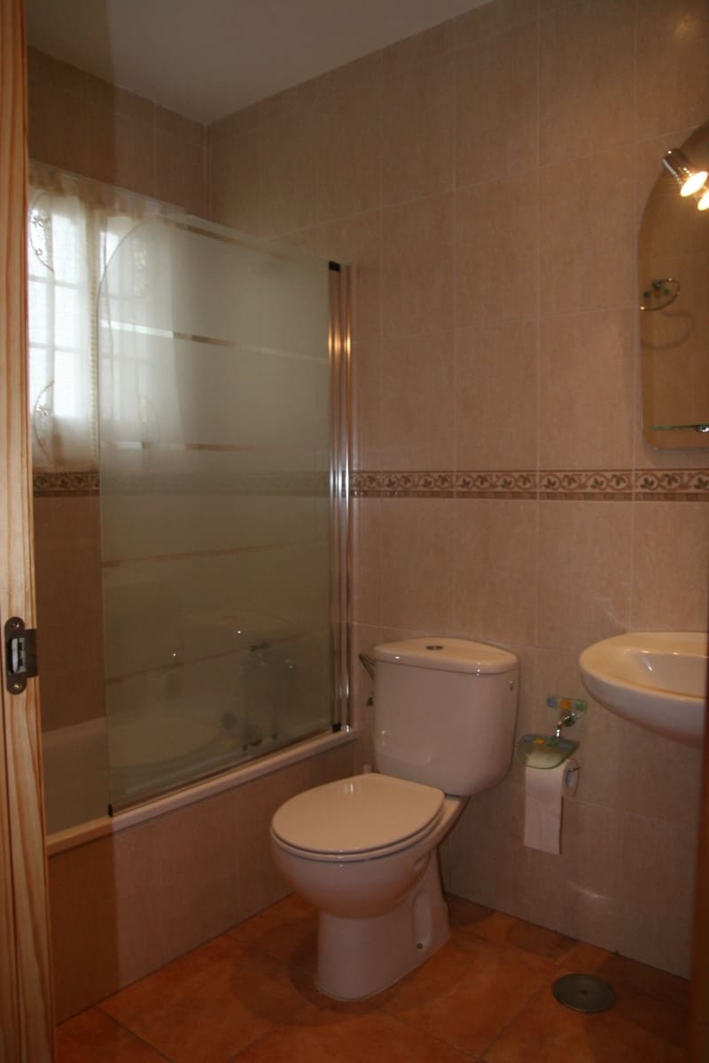 3 bedroom Apartment for rent in Nerja with garage - € 1,500 (Ref: 9410705)