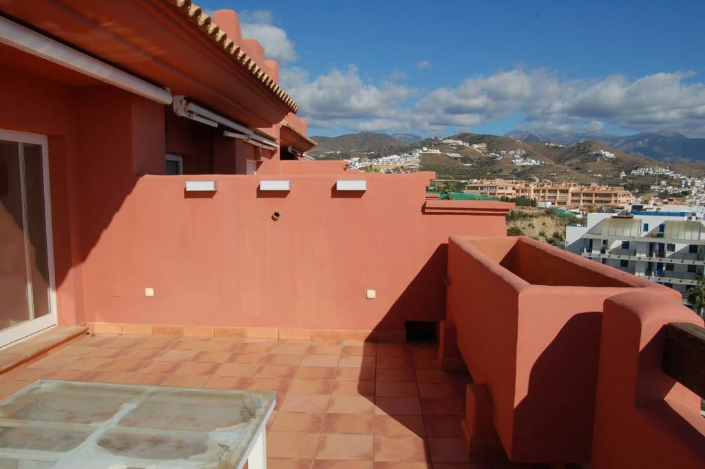 2 sypialnia Apartament do wynajęcia w Torrox-Costa z basenem garażem - 1 500 € (Ref: 9419490)