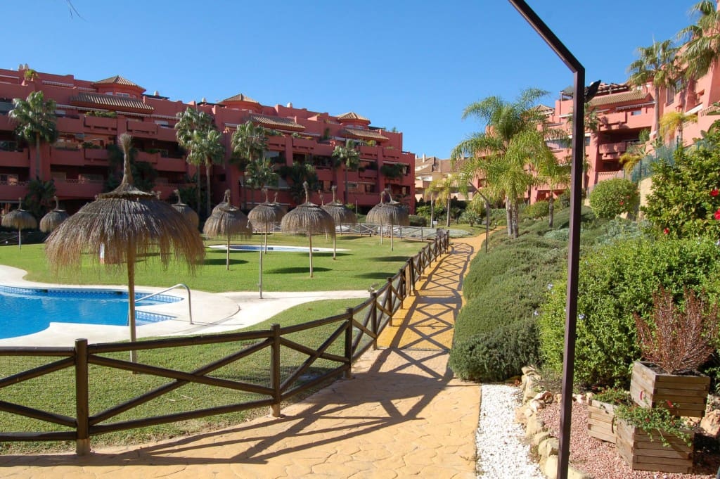 2 sypialnia Apartament do wynajęcia w Torrox-Costa z basenem garażem - 1 500 € (Ref: 9419490)