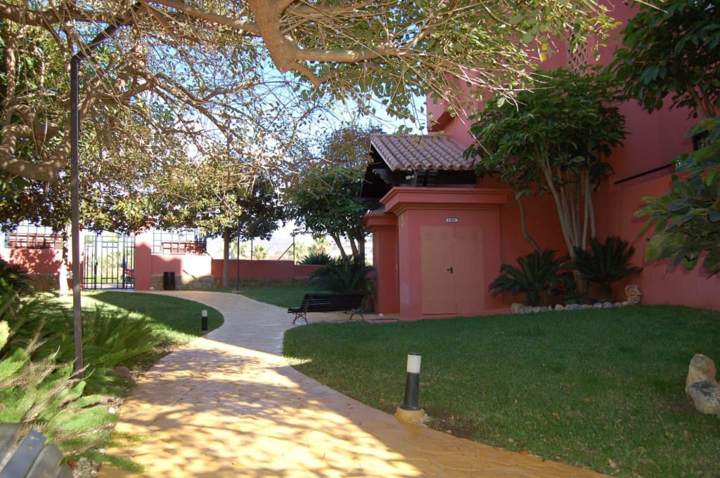 2 sypialnia Apartament do wynajęcia w Torrox-Costa z basenem garażem - 1 500 € (Ref: 9419490)