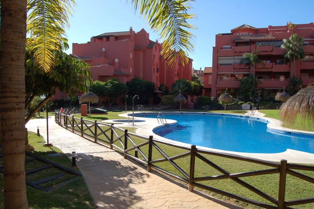 2 sypialnia Apartament do wynajęcia w Torrox-Costa z basenem garażem - 1 500 € (Ref: 9419490)