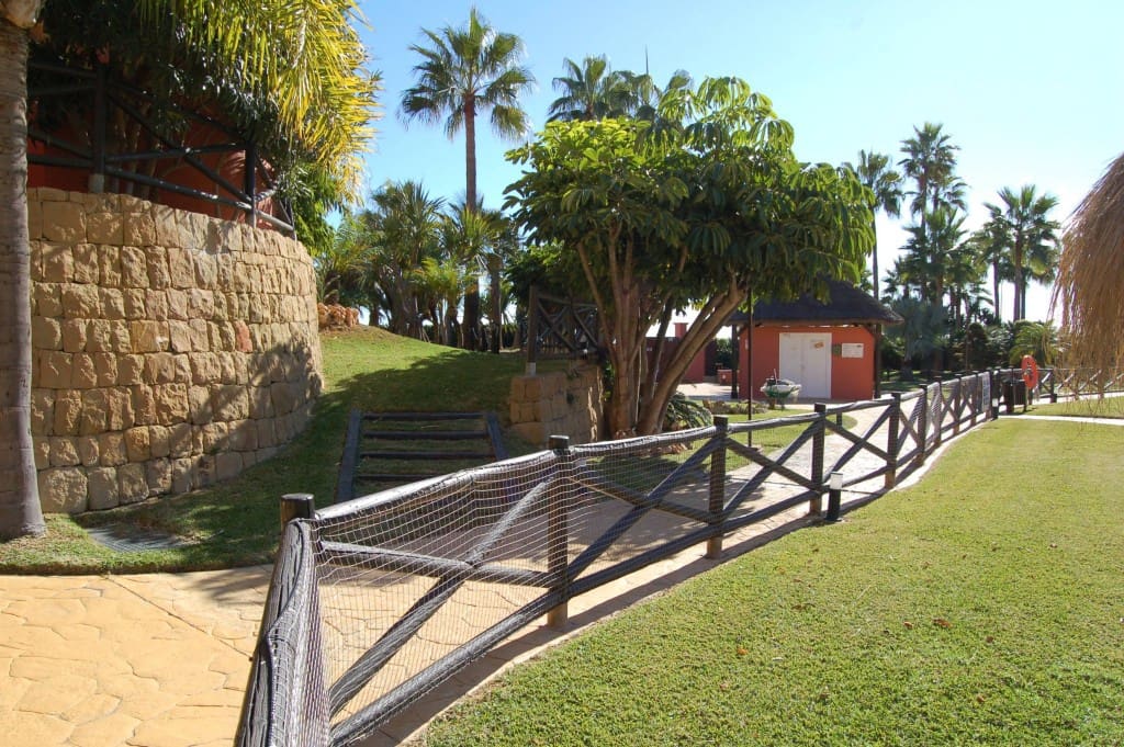 2 sypialnia Apartament do wynajęcia w Torrox-Costa z basenem garażem - 1 500 € (Ref: 9419490)