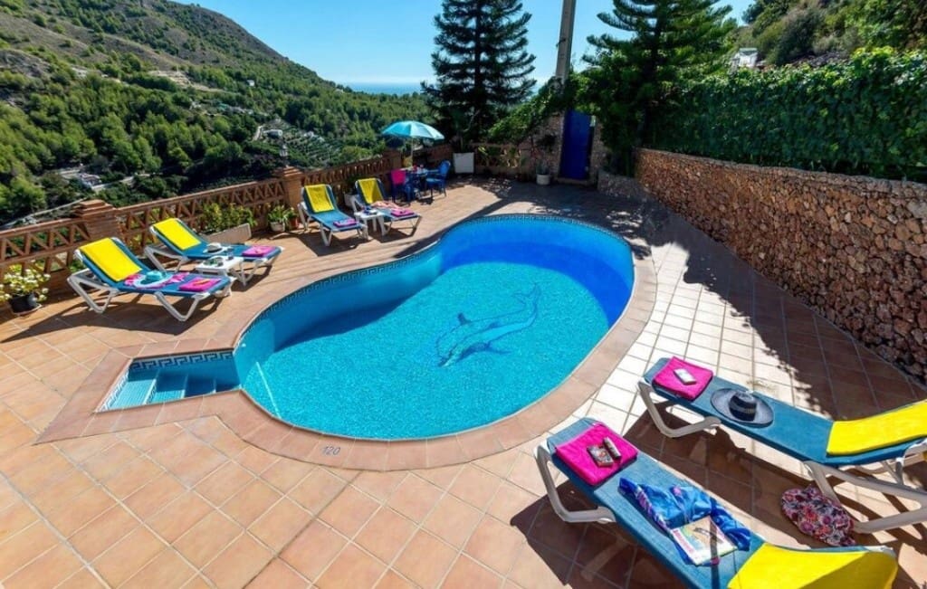 3 bedroom Villa for rent in Frigiliana with pool - € 1,700 (Ref: 9445896)