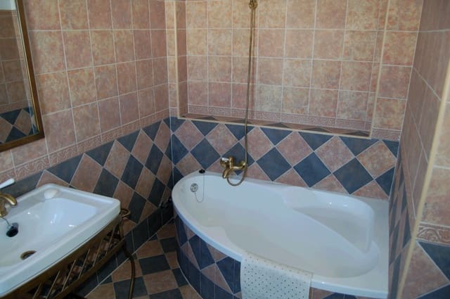 3 bedroom Villa for rent in Frigiliana with pool - € 1,700 (Ref: 9445896)