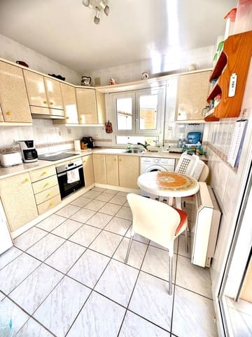 3 bedroom Townhouse for sale in Nerja with pool - € 429,900 (Ref: 9461820)