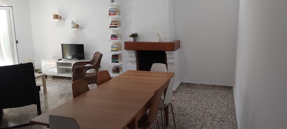 4 bedroom Apartment for rent in Nerja with pool - € 1,500 (Ref: 9481906)