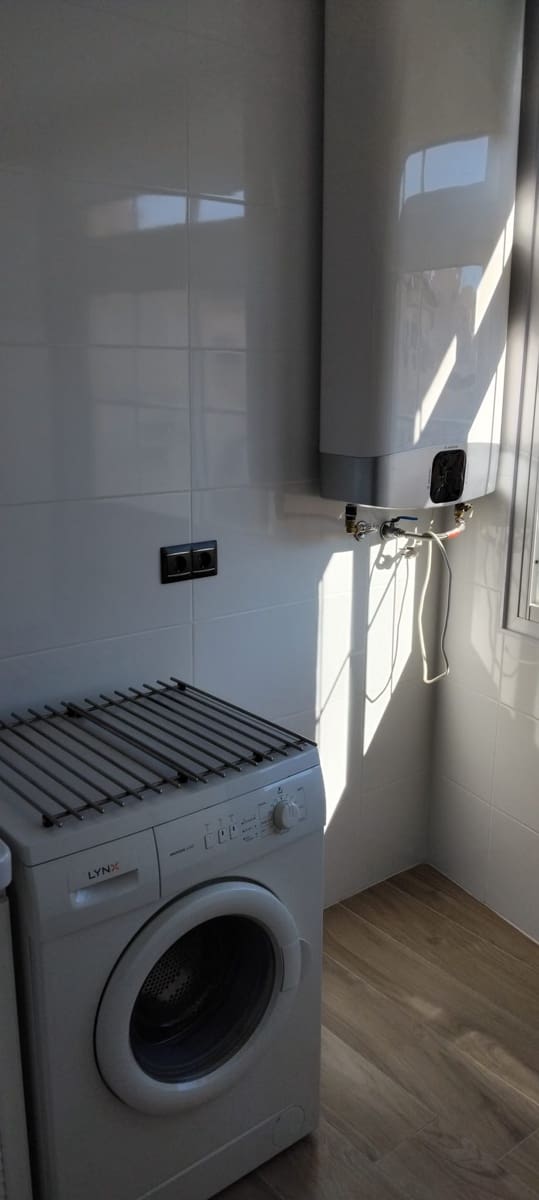 4 bedroom Apartment for rent in Nerja with pool - € 1,500 (Ref: 9481906)