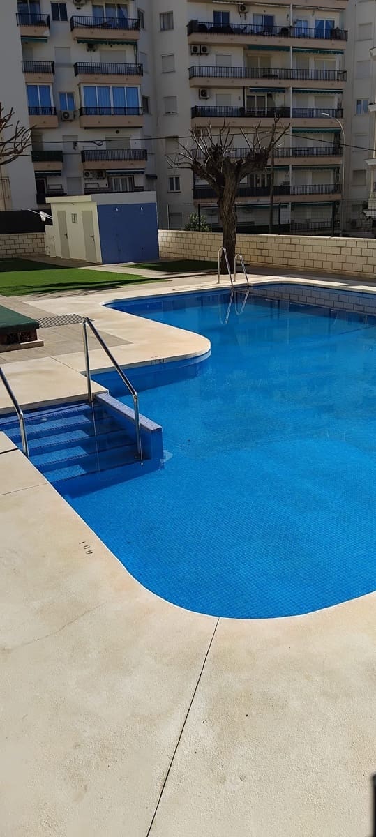 4 bedroom Apartment for rent in Nerja with pool - € 1,500 (Ref: 9481906)