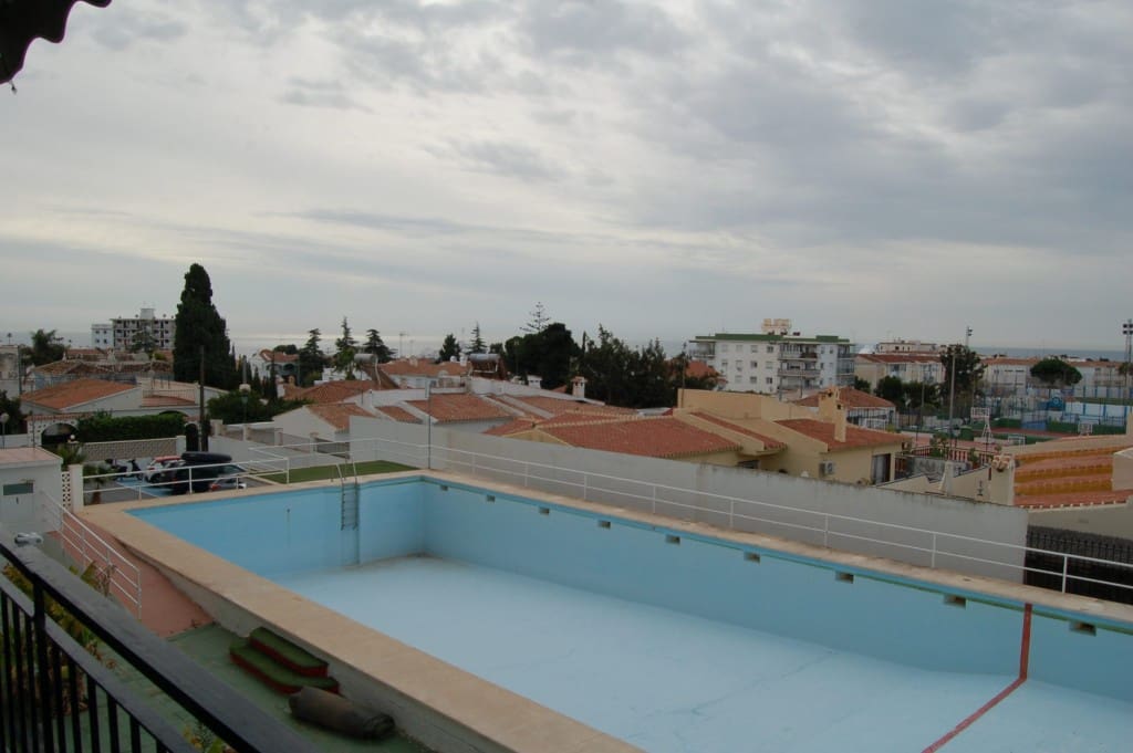 2 bedroom Apartment for rent in Nerja with pool - € 1,200 (Ref: 9513286)