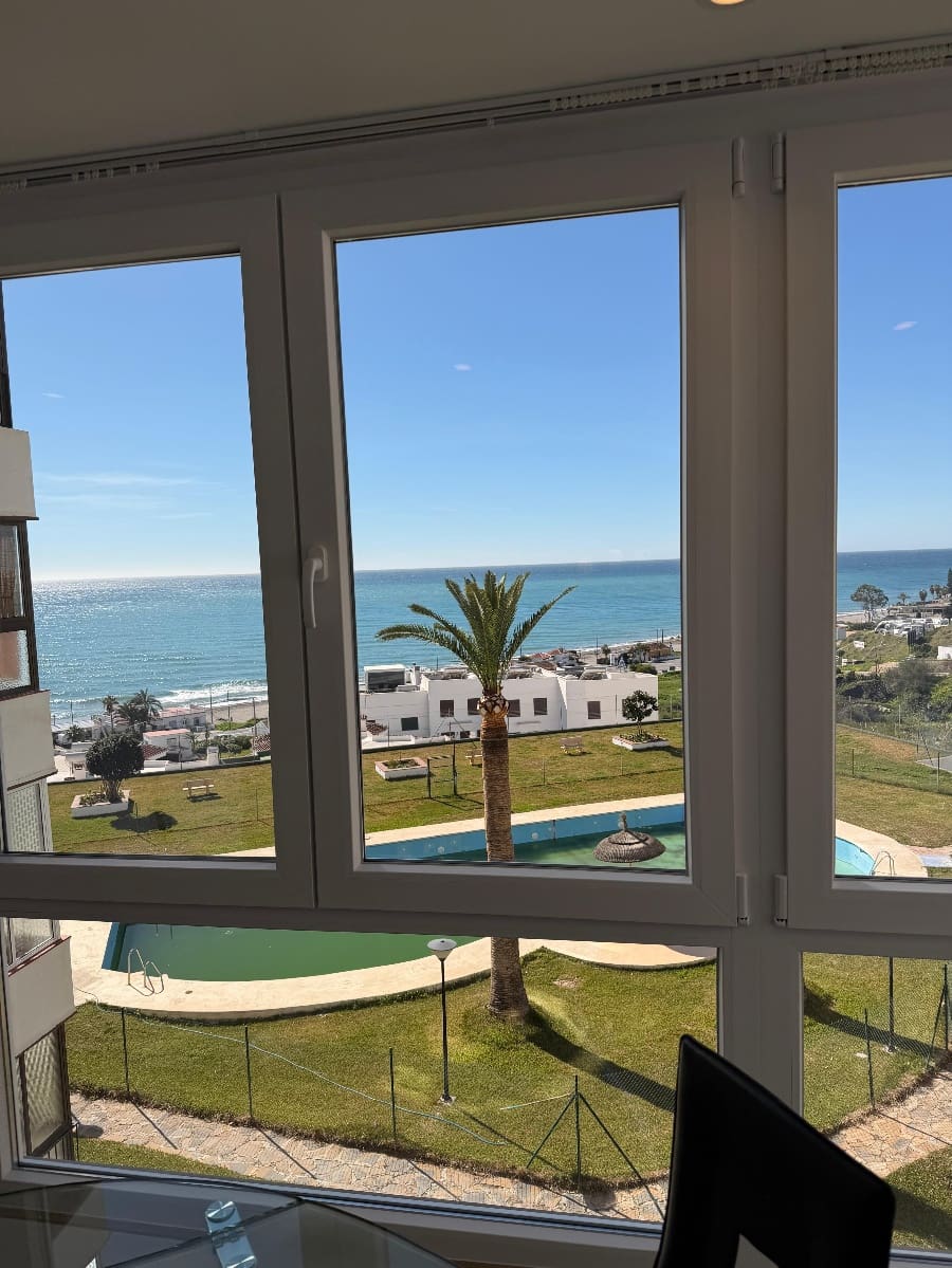 2 soverom Leilighet til leie i El Penoncillo med svømmebasseng - € 1 250 (Ref: 9604651)