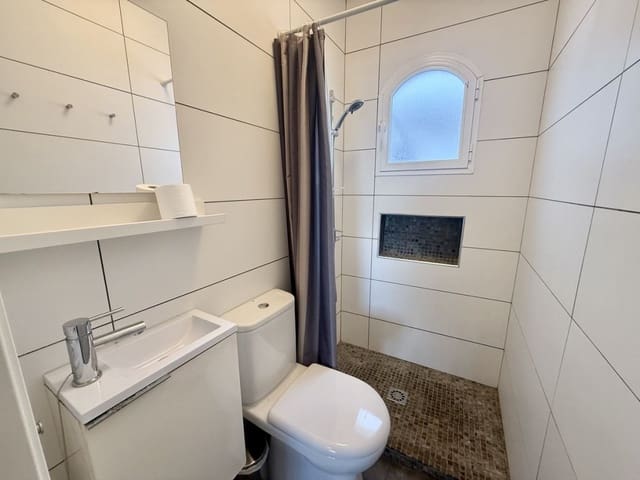 3 quarto Casa em Banda para venda em Nerja com piscina - 349 000 € (Ref: 9658426)