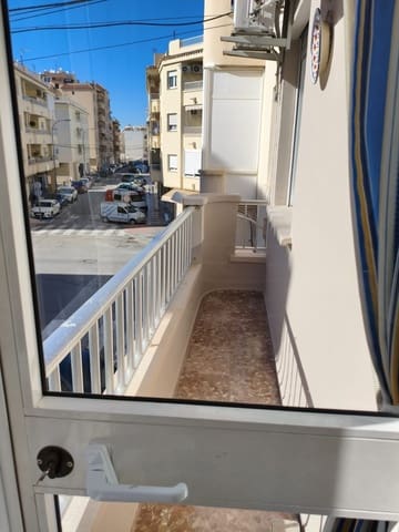 3 soveværelse Lejlighed til leje i Nerja - € 900 (Ref: 9666123)