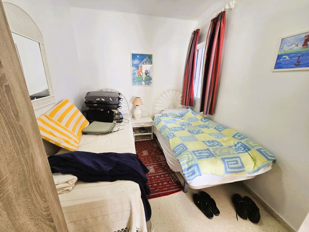 2 soverom Leilighet til salgs i Nerja med garasje - € 570 000 (Ref: 9731877)