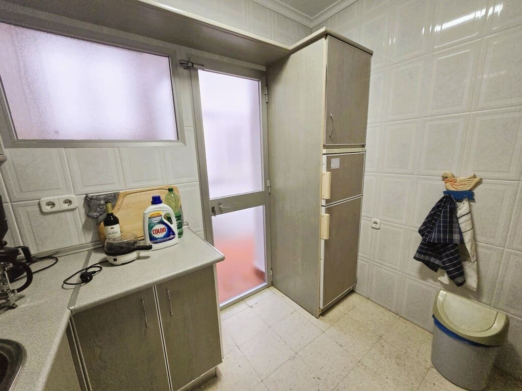 2 soverom Leilighet til salgs i Nerja med garasje - € 570 000 (Ref: 9731877)