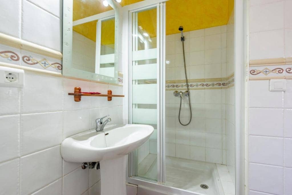 3 bedroom Finca/Country House for rent in Maro with pool - € 1,500 (Ref: 9735371)